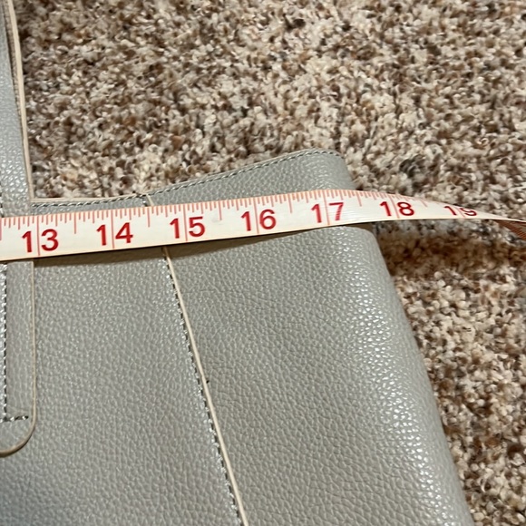 Mix & Match 2/$16 NWOT! Leeds Faux Leather Tote Bag - Picture 6 of 9